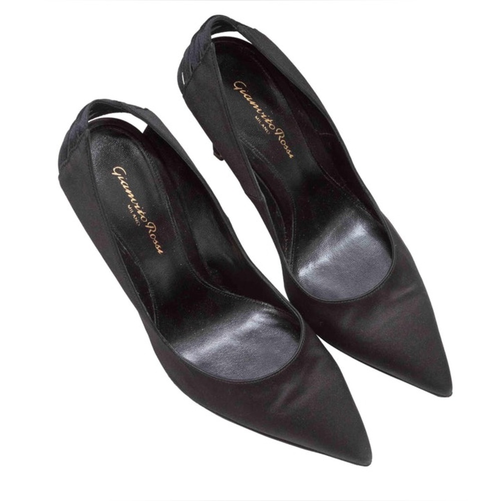 GIANVITO ROSSI SATIN POINTED-TOE PUMPS SIZE 38.5